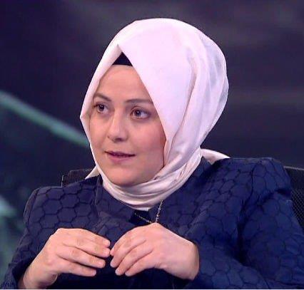 Emine Erdoan'n kkteki yardmclarndan biri KADEM (Kadn ve Demokrasi Dernei) Ynetim Kurulu yesi Sema Silkin oldu.