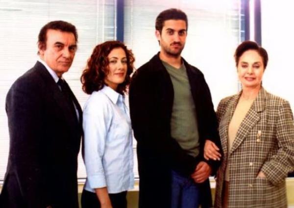 S�rekli 10'dan geriye sayan paralel evrenin polisi Memoli