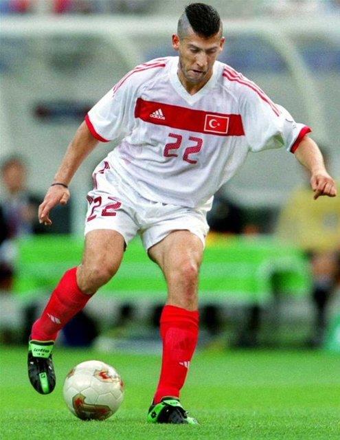 Bir d�neme damga vuran �mit Davala'n�n D�nya Kupas�'na �zel sa� modeli