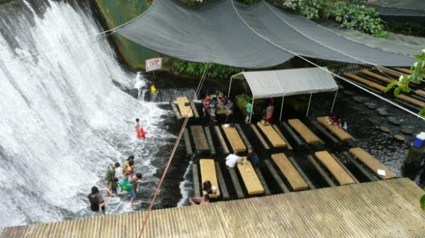 Villa Escudero, Filipinler