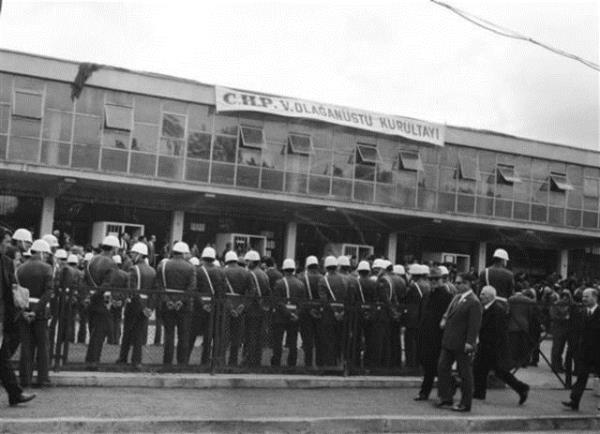 CHP, kurulu tarihinden gnmze toplamda 34 Kurultay ve 17 Olaanst Kurultay yapt.  <br>AA</br>