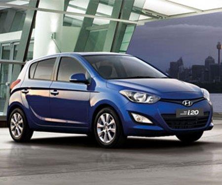 <b>Hyundai i20</b> <p>1.4 CVVT JUMP OTM</p> <p>35 bin 500 TL</p>