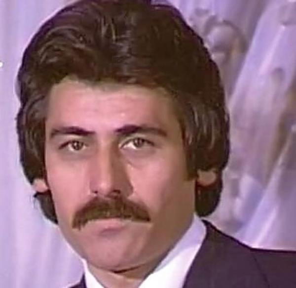 13. Tevfik en  Mafya babalarnn arkasnda duran has adamlardan.