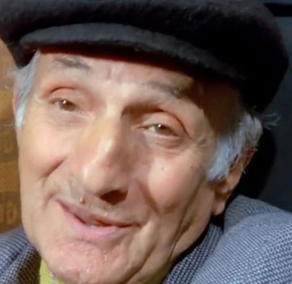 5. Zeki Alpan  Oynad saysz filmin ierisinden Zbk ve Yklmayan Adam filmlerinden hatrlyoruz kendisini.