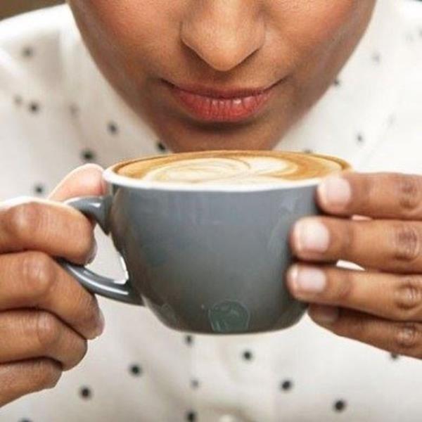 Gn iinde aldnz kafein miktarn kontrol edin. Fazla kafein tketmek, sizi halsiz ve mutsuz hale getirebilir.   <p>Kaynak: msn.com.tr</p>