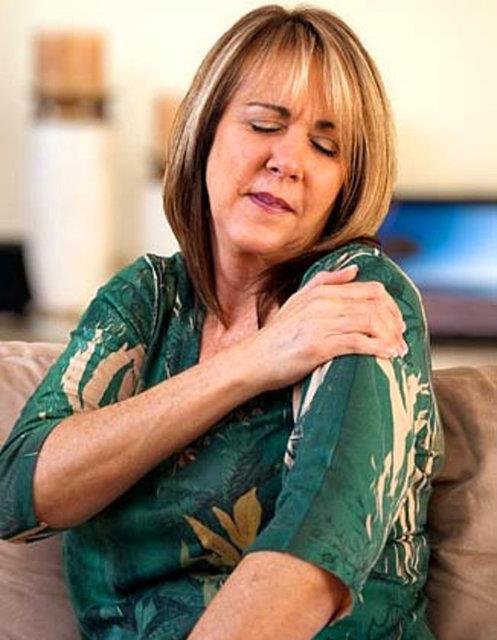 Kadnlarda kalp krizi gs ars olarak deil, mide bulants ve omuz ars olarak kendini gsterir.