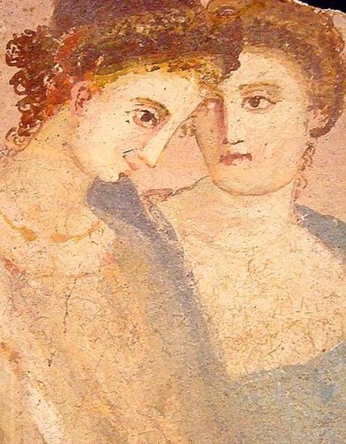 Antik roma dneminde kadnlar parfm olarak gladyatr teri kullanrlarm.