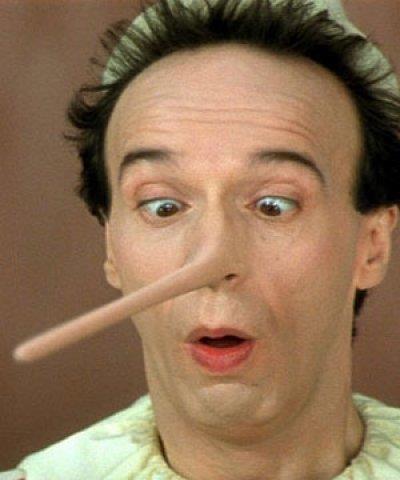 7. "Bu eve gelen ilk kz sensin"  <br>Ancak, "bu eve". Kelimelerini gayet doru seen erkein yalandr.</br>