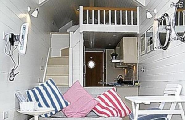 Mermer slak zeminler, yerden stma, kablosuz internet, yamur yadnda otomatik olarak kapanan pencereler...