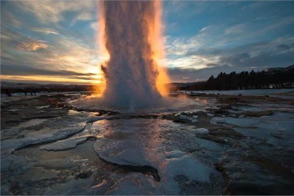 Strokkur  <br>Geysir, zlanda</br>