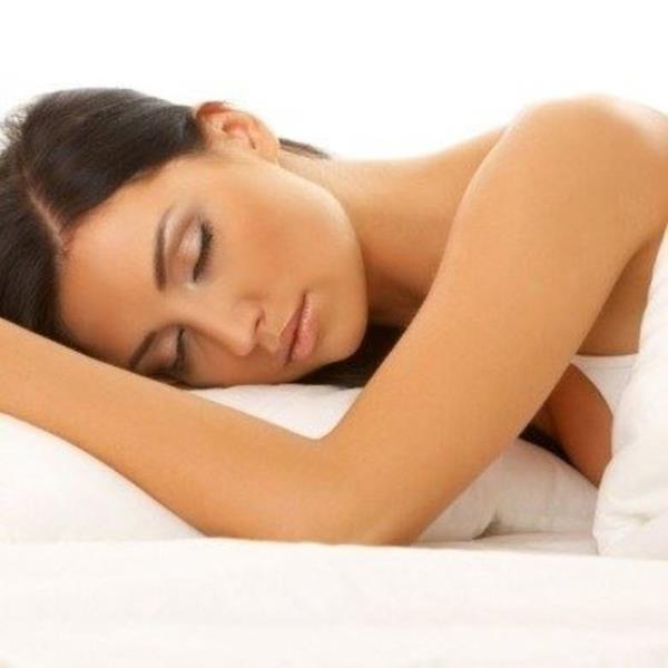 Geceleri 7-8 saat uyuyor olmanz gerekiyor.  yaam, stres, ocuklar gibi faktrlerden dolay salkl uyku uyuyamyorsanz, hzl kilo veremezsiniz.