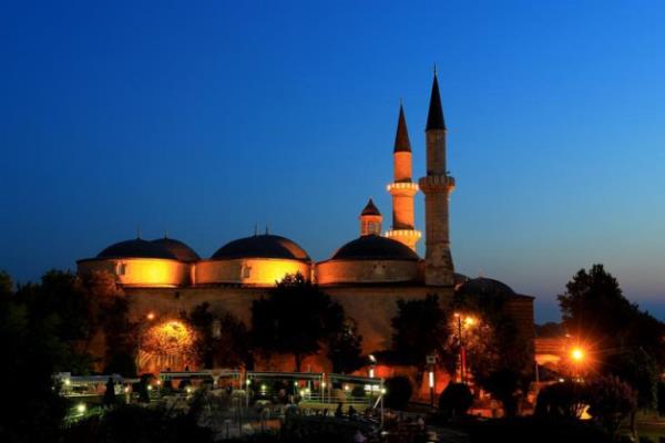 Tm yurtta ilk teravih cokusu