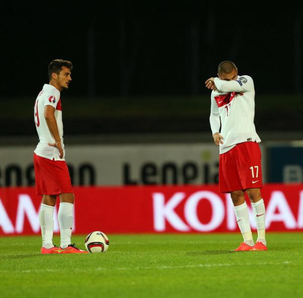 Ay-Yldzllar, tarihi boyunca zlanda ile 8 kez karlarken, bu karlamalardan sadece 1?inde gld, 2 beraberlik 5 yenilgi ald.