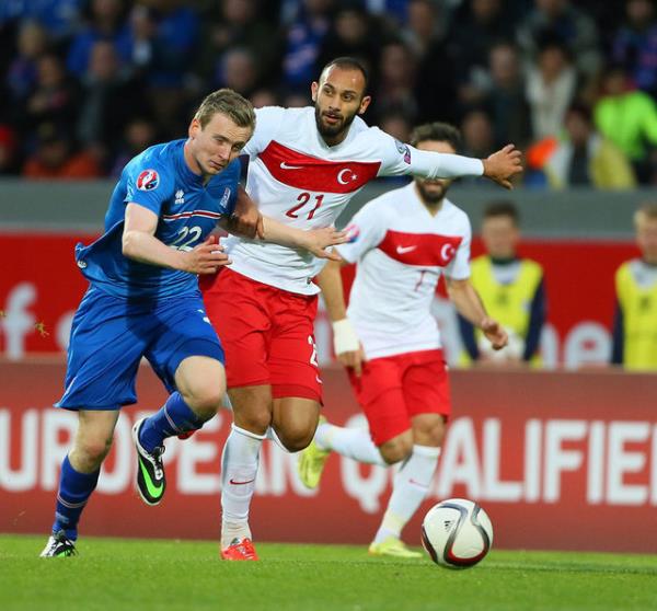 Dn zlanda karsna ktmz 11?in deeri yaklak 137 milyon 500 bin Euro?ydu. Bu deer rakibimizde ise 23 milyon 500 bin Euro civarndayd.