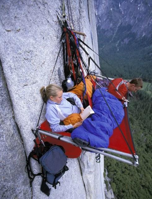 Yosemite`de uurum kamp