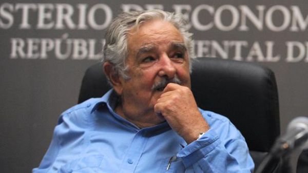 1.8 milyon dolar  <br>Jose Mujica Uruguay Devlet Bakan</br>