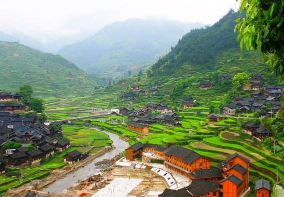 &#8220;Ne yana bakarsan bak, ynla nimet ve byk bir mlk grrsn.&#8221; nsan 20