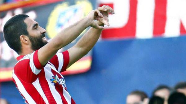 Arda Turan Tip olarak bir beklentim olmad iin srekli sam deitirip duruyorum.