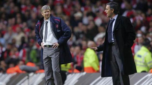 Jose Mourinho Arsene Wenger'e; "ocuk bakcl yapmaktan takmn ampiyon yapamyor."