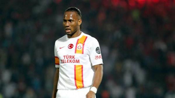 Drogba Mourinho ile devaml gryoruz. Tek problem; in'le saat fark olduunu hala anlamyor ve ben uyurken bana mesaj atyor.