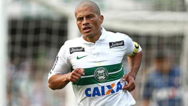 Alex de Souza Ben ve ailem yzde yz Brezilyal doduk ama yzde elli Brezilyal yzde elli Trk olarak vefat edeceiz.