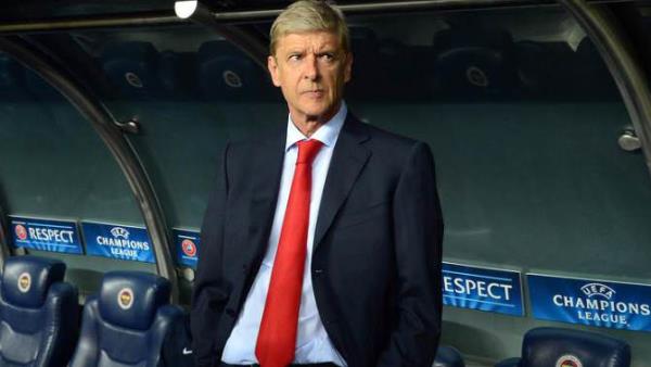 Arsene Wenger Van Persie 39 yanda ve henz ocuk sahibi olmam bir kadn gibiydi. Zamannn daraldn dnyordu.