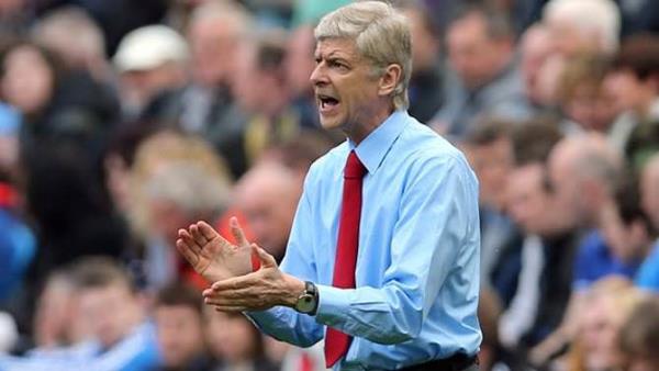 "Taraftarmzdan tek isteim, Trk Bayra'na kar saygl olsunlar yeter, nk Trkler bayraklar iin cann verirler."