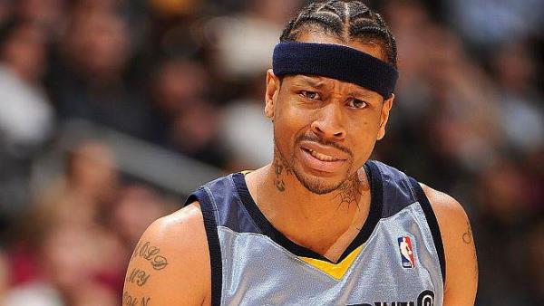 Allen Iverson "Eer biri beni savunmasyla durdurabiliyorsa o zaman sakat olduumu anlyorum. Yoksa kimse beni normal artlar altnda durduramaz"