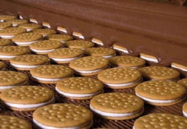 <b>Biskvi ve krakerler:</b> Aratrmalara gre marketlerde satlan biskvi ve krakerlerin ounda bulunan yksek fruktozlu msr urubu madde bamll ile ayn etkilere sahip.