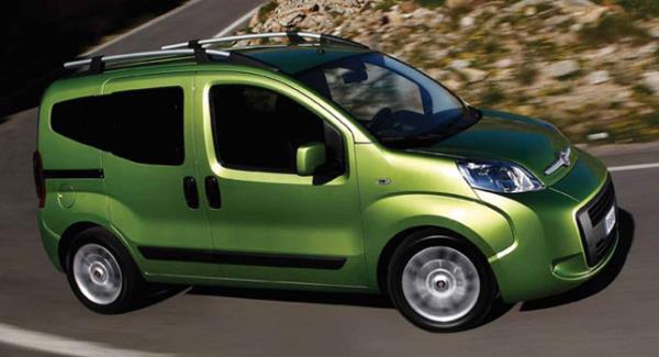 Fiat Ticari Aralar, esnaf ve KOB'ler iin dzenledii kampanyasnda herhangi ticari bir modelini satn alan mterilerinin K2 Yetki Belgesi'nin 879 TL'lik harcn dyor.