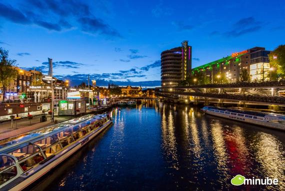 <p><b>27. Amsterdam - Hollanda</b></p>  Amsterdam yaam standartlarnn en yksek olduu ehirlerden biridir. Ayrca "Red Light" blgesinin ve Van Gogh mzesinin cezbediciliini gz ard etmemek gerek.