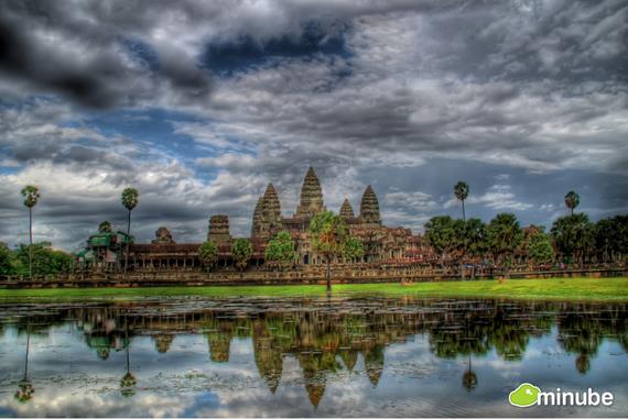 <p><b>33. Siem Reap - Kamboya</b></p>  Kamboya'ya giden ou kii sadece Angkor Vat' grmek ister, fakat macerac kiilerin heyecann karlayacak olan gzellikleri ve lezzetli yemekleri buray ziyaret etmek iin yeterlidir.