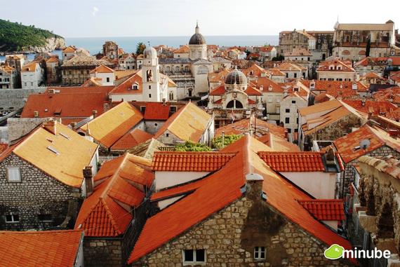 <p><b>45. Dubrovnik - Hrvatistan</b></p>  Duvarlarla kuatlm ola Dubrovnik, Adriyatik'in mcevheridir. Dnya Miras olan ehir Avrupa'nn en gzel yerlerinden biridir. Gezmeye kumsallarndan balamalsnz.