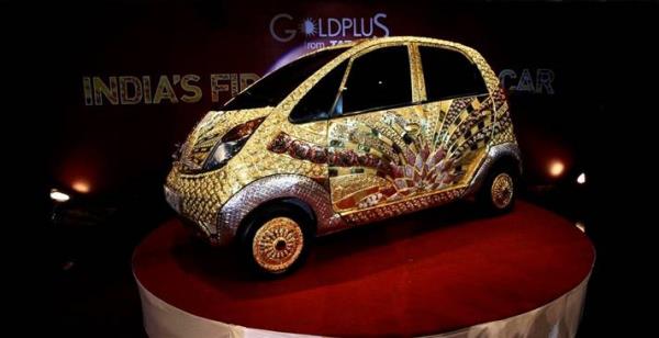 Dnyann en ucuz otomobillerinden biri olan Tata'nn altn kaplamal bu modeli tam 4,6 milyon dolar deerinde.