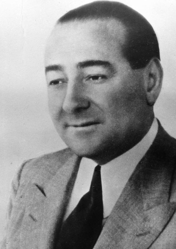 1950 seimlerinde yzde 52,7 oyla iktidara gelen ve 10 yl sreyle babakanlk yapan Adnan Menderes'in 27 Mays 1960 askeri darbesinin ardndan idam ediliinin zerinden 53 yl geti