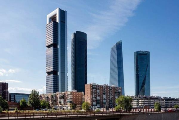 Cuatro Torres kuleleri