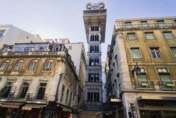 Santa Justa Asansr, Lizbon, Portekiz.