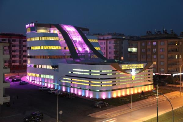 Hanmlar Yzme Havuzu Spor ve Kltr Merkezi