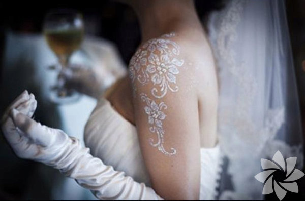 Herkesin hayal ettii ipeksi bir cilt, eitli zararllardan arndrlm bir cilt, l hcreleri alnm bir cilt, oksidan maddelerin cilt hcrelerini okside ederek yalandrmad bir cilde sahip olursunuz.Bu yuzdendir ki arap bayanlarn cildi gzeldir.