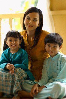 9. Cennet analarn aya altndadr.