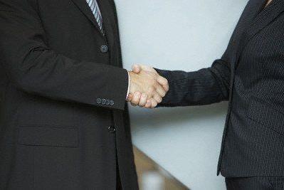 12. Halka teekkrde bulunmayan Allah a kretmez.