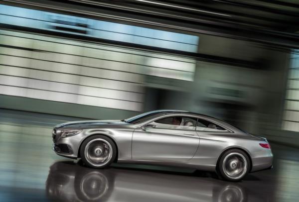 Mercedes Otomobil Grubu Pazarlama ve Sat Trkiye Mdr kr Bekdikhan ise "Heyecanla beklenen yeni spor otomobilimiz S-Serisi Coup, modern lks ile en son teknolojiyi bir arada sunarak kendi segmentinde standartlar yeniden belirliyor.