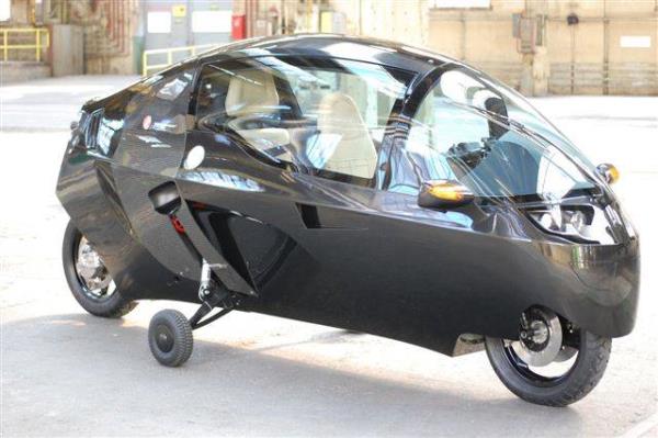 Peraves Monotracer jet Bike Saatte 250 km hza ulaabilen motorsiklet, bir otomobil gibi konfor sunuyor.