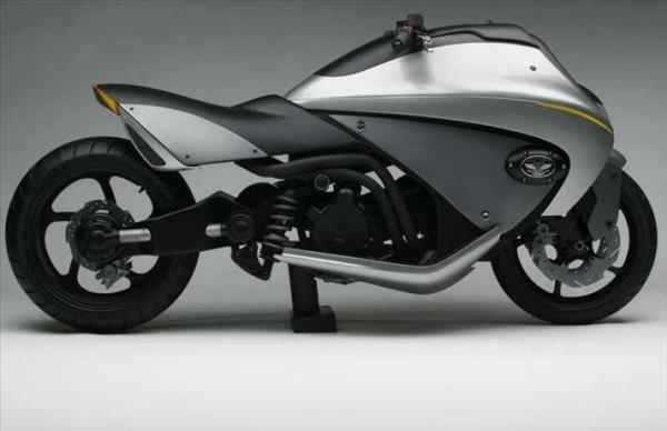 Victor Vision 800 800cc?lik motor hacmiyle Victor Vision 800, paralel ikiz motora sahip.