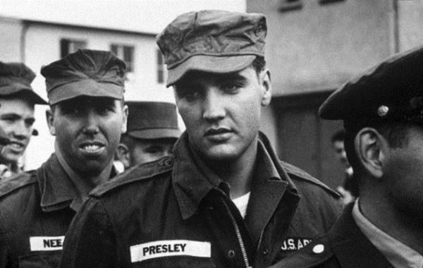 Elvis Presley Amerikan askerlik grevi srasnda-1958
