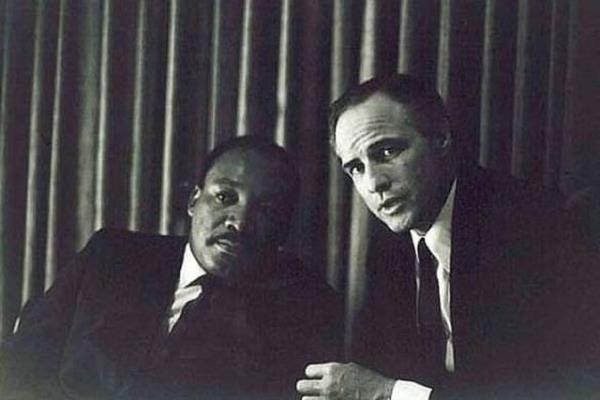 Martin Luther King Jr ve Marlon Brando