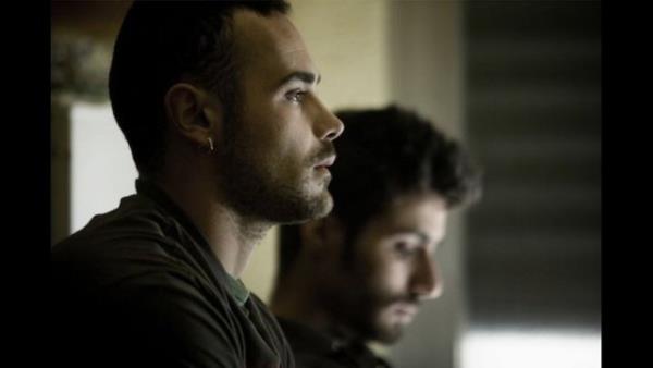 <br><b>BEAUTIFUL YOUTH (Hermosa juventud)</b></br>  Trk Sinemas'nn 100'nc ylnda Avrupa'nn En yi 50 Filmi iinde yer almaktan gurur duyduunu belirten ynetmen Kutlu Ataman,