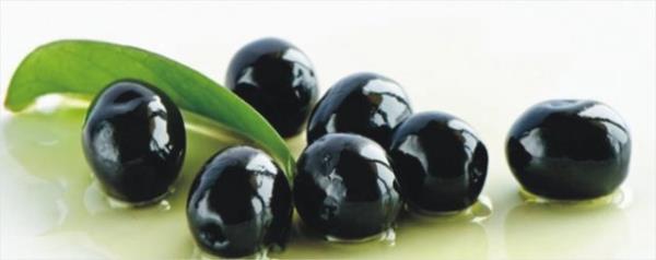 5. Zeytin ve Zeytinya Bir dier mucizevi besin zeytin ve ya! Ya asidi bileimiyle birlikte gn ierisinde yemek, salata ve soslarda kullanm anneden bebee dengeli bir ya asidi salglay salyor.