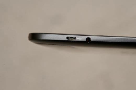 Google Nexus 10    Kal�nl�k: 0,35 in�    A��rl�k: 603 gram    Ekran boyutu: 10 in�