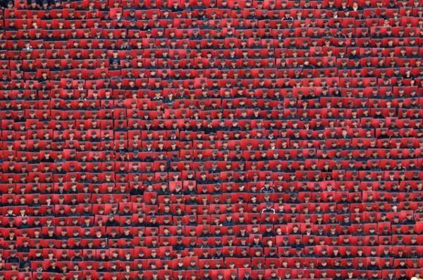 Meksika Bamszlk Gn vesilesiyle geit treninde renkli kartlar.